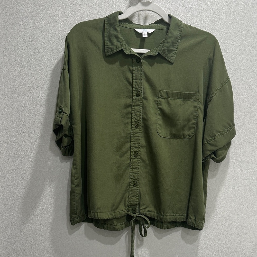 Time and Tru Olive Green Blouse